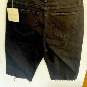 Favorite Daughter brand new black jean shorts